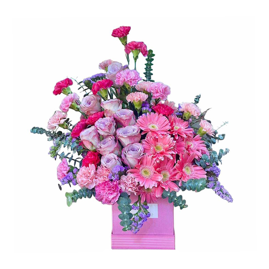 Mix Of Imported Flower In Bloom Box